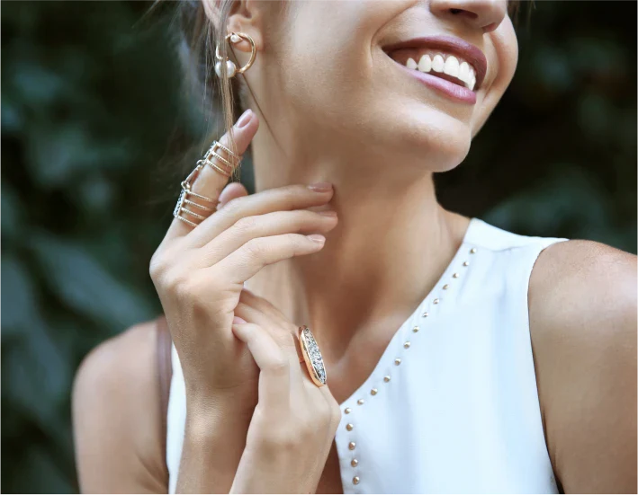 Young woman wearing jewelry